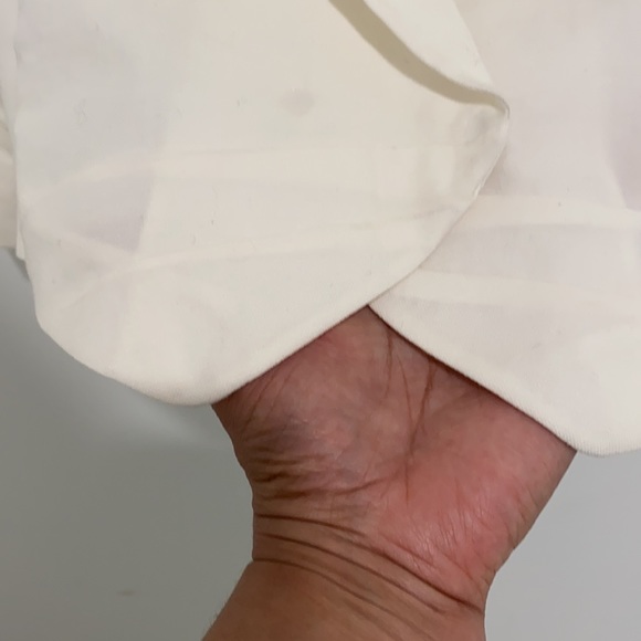 Women’s Cropped Tuxedo Style Blazer - Picture 3 of 4